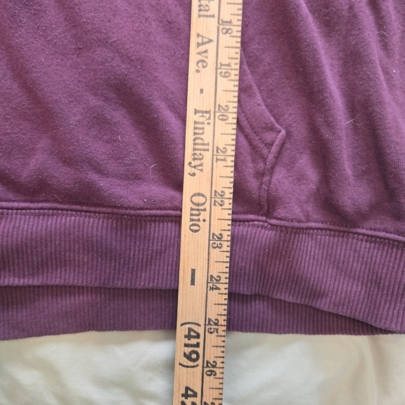 American Eagle Jegging Fit Burgundy Hoodie Sweater - Picture 5 of 6